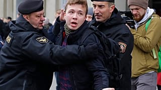 Belarus police detain journalist Roman Protasevich in Minsk, Belarus, Sunday, March 26, 2017