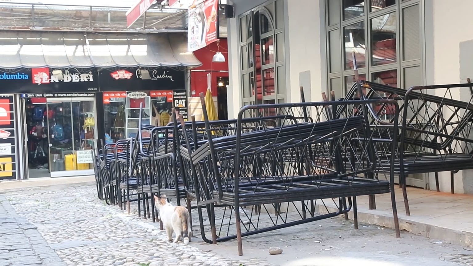 Erdoğan'ın açıkladığı esnaf destek paketine tepki: 'Aylık kiram 30 bin, destek 3 bin TL'
