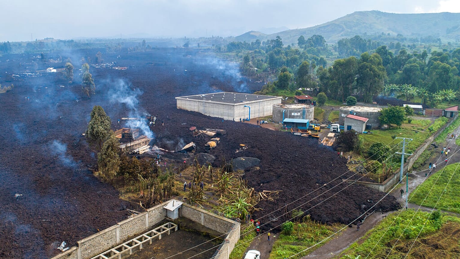 Dégâts causés par les coulées de la lave jaillie du volcan Nyiragongo près de Goma (RDC), le 24/05/2020