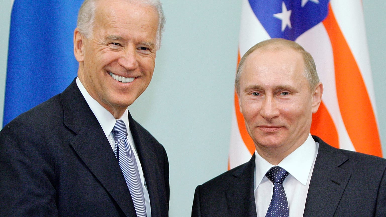 Встреча президента России Владимира Путина и вице-президента США Джо Байдена в 2011 году