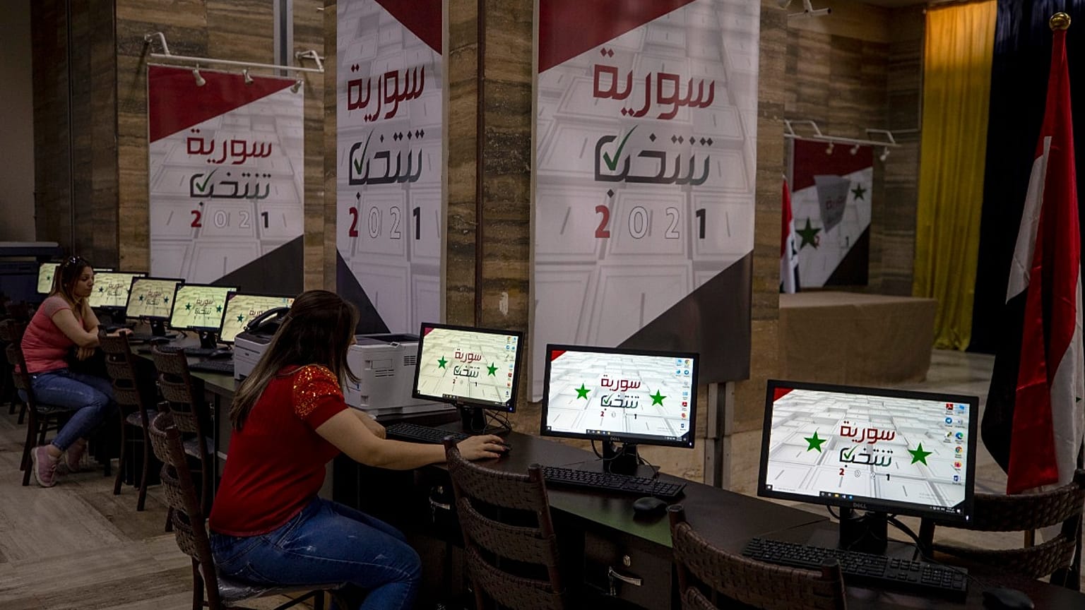 نددت الولايات المتحدة وقوى أوروبية كبرى الثلاثاء في شكل مسبق بالانتخابات الرئاسية في سوريا المقررة الأربعاء