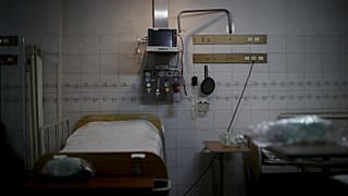 Κρεβάτι σε μονάδα εντατικής θεραπείας
