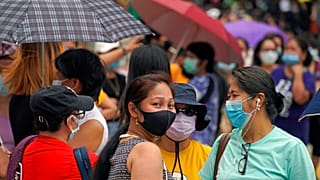 Májusi utcakép Hongkongban