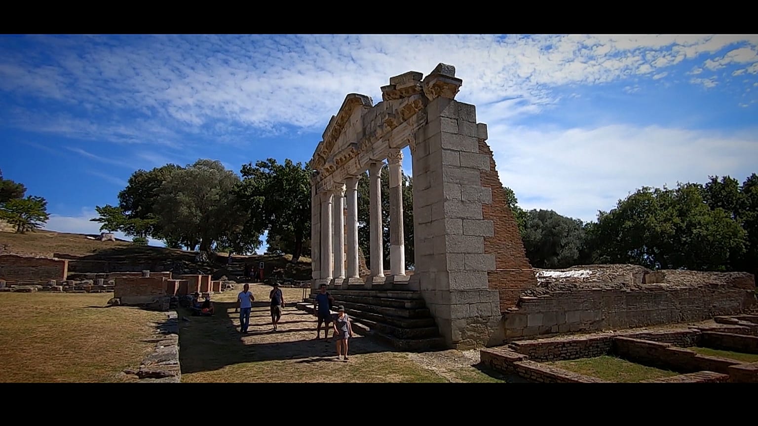 I Balcani occidentali, percorsi sorprendenti fra archeologia, vino e monumenti futuristici