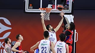 CSKA Moskova'yı 89-86 mağlup eden Anadolu Efes, finale yükseldi 