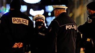ضباط من الشرطة الألمانية
