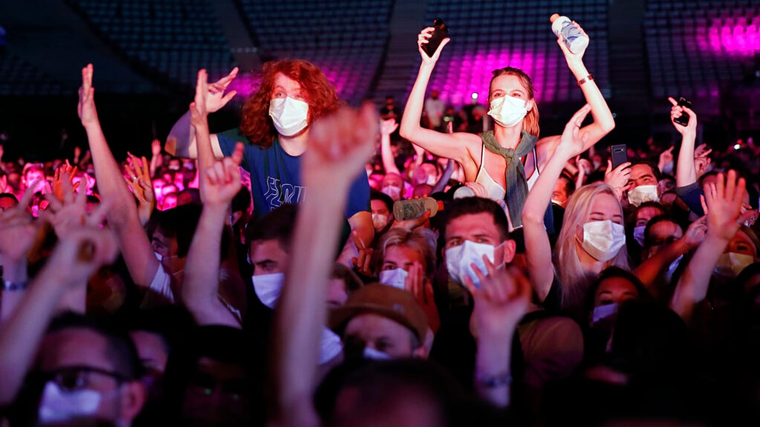 A total of 5,000 people attended the concert in Paris overseen by the public hospital authority