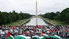 مؤيدون للقضية الفلسطينية يتظاهرون في واشنطن خلال المسيرة الوطنية لفلسطين. 2021/05/29