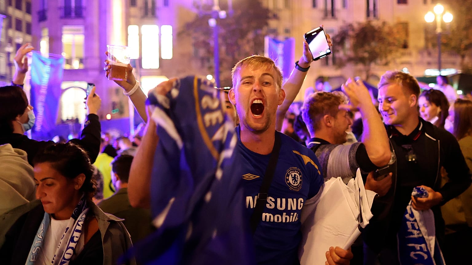 El Chelsea celebra su victoria contra el Manchester City en la Champions League 