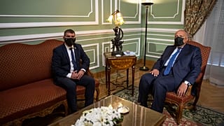 وزير الخارجية المصري سامح شكري (على اليمين) يستقبل نظيره الإسرائيلي غابي أشكينازي في القاهرة. 2021/05/30