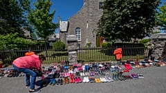 Canada : les restes de 215 corps d'enfants autochtones retrouvés 