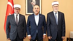  Çavuşoğlu, Batı Trakya'daki Müslüman Türk Azınlık müftüleriyle 