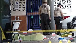 تیراندازی بیرون یک سالن پذیرایی در ایالت فلوریدای آمریکا
