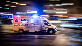 Un'ambulanza parigina in una foto d'archivio