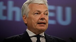 Bruselas pide menos restricciones para viajar