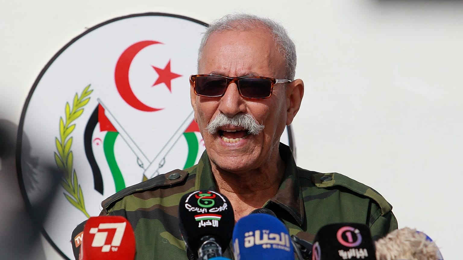 إبراهيم غالي زعيم جبهة البوليساريو يتحدث إلى حشد في تندوف، الجزائر، 27 فبراير 2021 