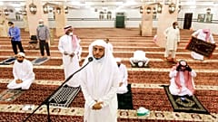 پخش اذان از بلندگوهای مساجد در عربستان