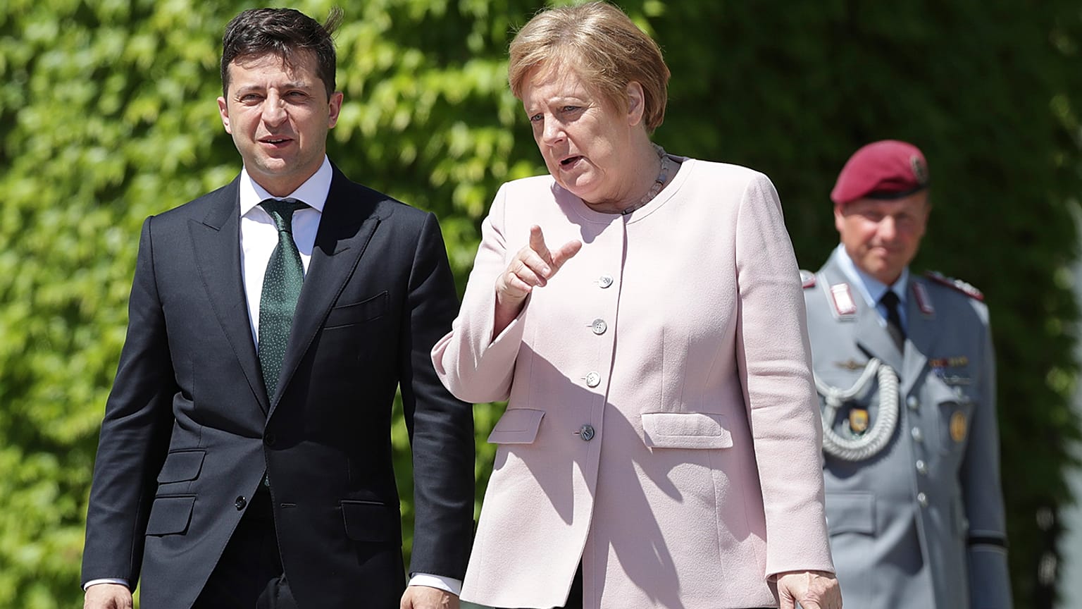 Ukrayna Devlet Başkanı Vladimir Zelenski, Almanya Başbakanı Angela Merkel (arşiv) 