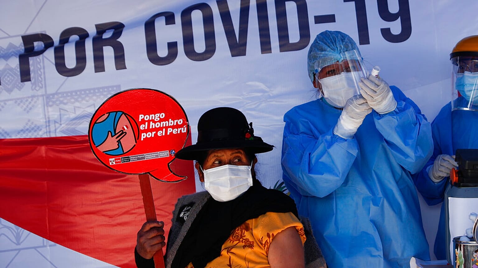 Impfung gegen Covid-19 in Peru