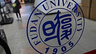 Az 1905-ben alapított sanghaji Fudan 2019-ben törölte chartájából az „akadémiai függetlenség és gondolatszabadság” elvét