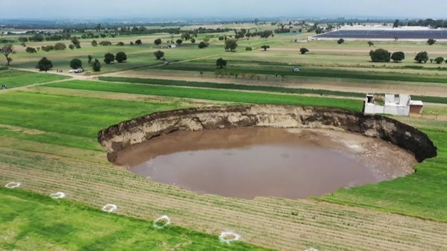 El socavón de Santa María de Zapatepec, en México el 1/6/2021