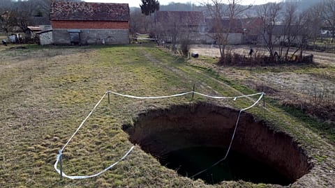 Rätsel in Mexiko: Das Erdloch, das immer größer wird