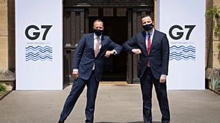 G7
