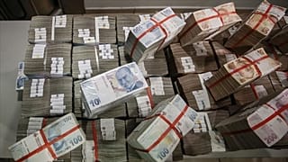 TÜİK'in son dönemlerdeki verileri kötüye giden ekonomi ve alım gücünün düşmesi sebebiyle halk tarafından inandırıcı bulunmuyor.