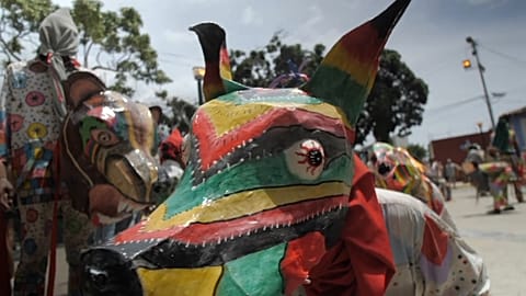 „Tanzende Teufel" beten für ein Ende der Krise in Venezuela