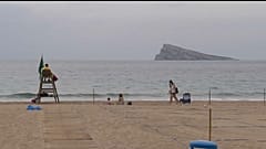 La playa de Benidorm, vacía de turistas