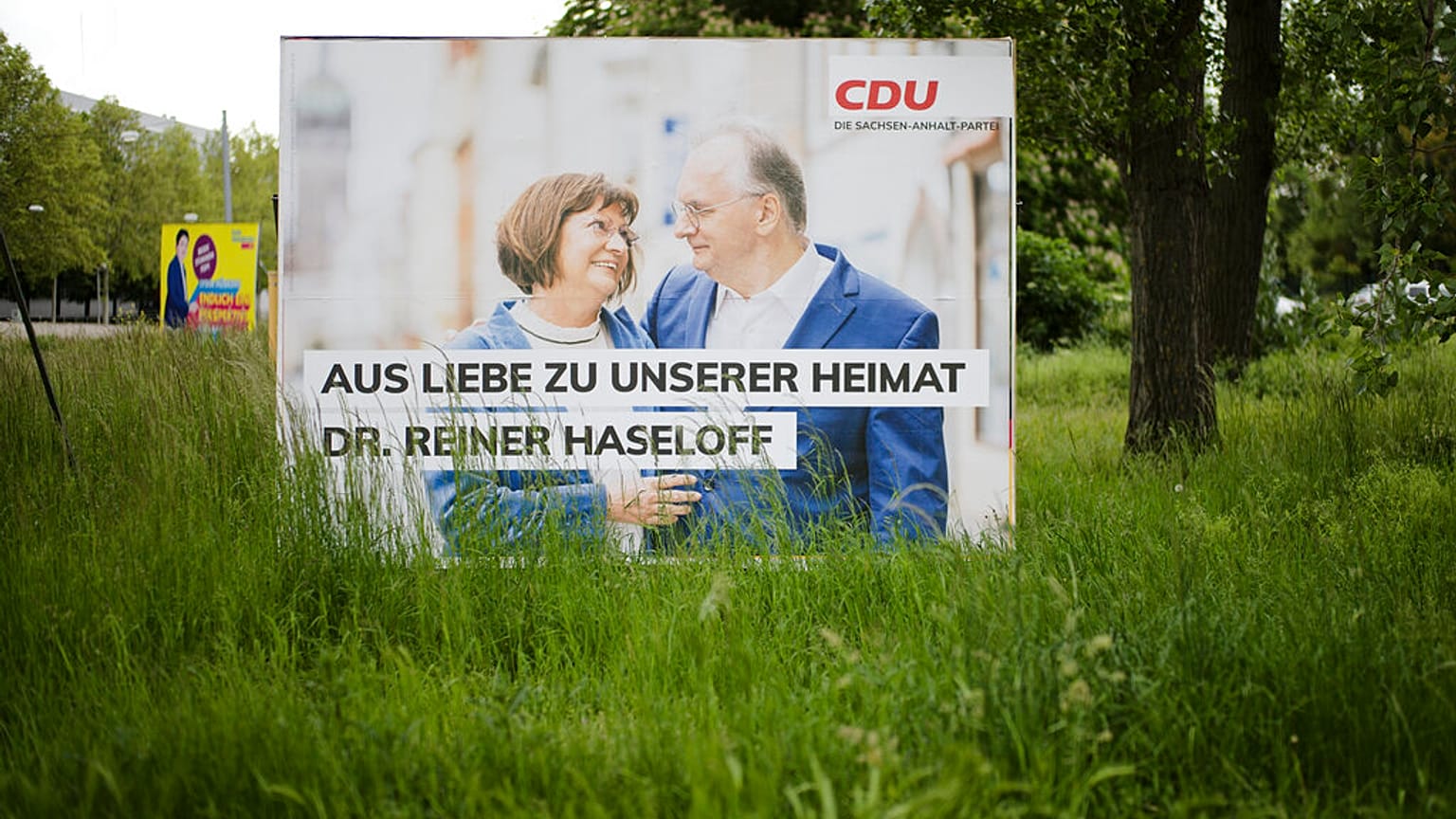 Wahlplakat mit Reiner Haseloff  in Sachsen-Anhalt
