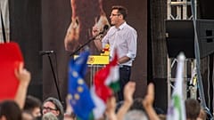  Karácsony Gergely, Budapest főpolgármestere a szombati tüntetésen 