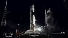 SpaceX-Rakete bringt Radiosatelliten ins All