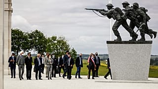 In der Normandie gedenken Veteranen am 77. Jahrestag des D-Day