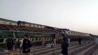 تصادف دو قطار در جنوب پاکستان