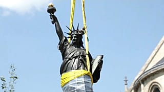 La réplique de la statue de la Liberté