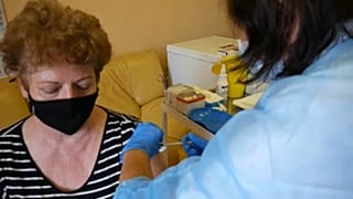В Словакии начали применять "Спутник V"