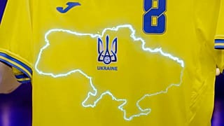 "Ruhm für unsere Helden": Ukraine muss EM-Trikot ändern