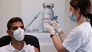 Ελλάδα εμβολιασμοί