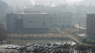 Vuhan Viroloji Laboratuvarı / Wuhan -Hubei- Çin 