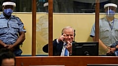 UN-Tribunal bestätigt Urteil: Serbischer Ex-General Mladic bekommt lebenslänglich 