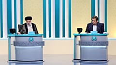 عبدالناصر همتی و ابراهیم رئیسی در دومین مناظره تلویزیونی انتخابات ۱۴۰۰