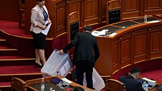 Im Parlament von Albanien in Tirana
