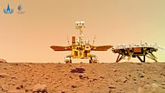 Çin Ulusal Uzay İdaresi, Mars gezgin aracı Zhurong'un, Kızıl Gezegen’den çektiği fotoğrafları basınla paylaştı.