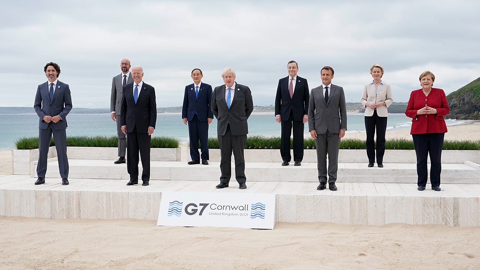 Les leaders du G7 ainsi que la présidente de la Commission européenne et le président du Conseil européen