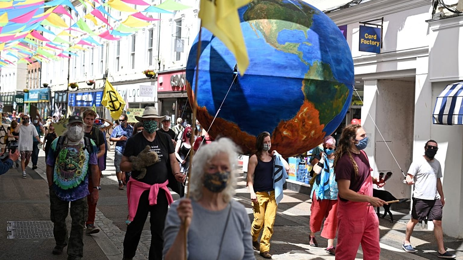 Manifestações pelo clima à margem do G7
