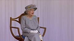 Queen feiert Geburtstagsparade auf Schloss Windsor