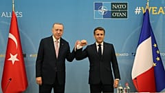 Macron ve Erdoğan NATO Zirvesi öncesi bir araya geldi