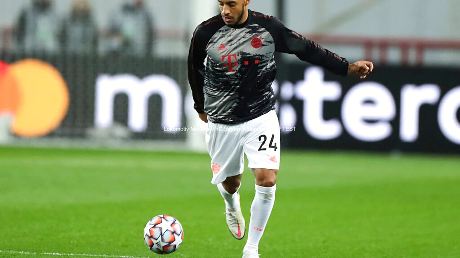Bayern-Spieler Coretin Tolisso vor dem CL-Spiel gegen Lokomotiv Moskau, 27.10.2020