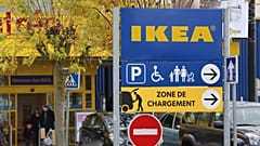 Ingresso dell'Ikea a Parigi. 